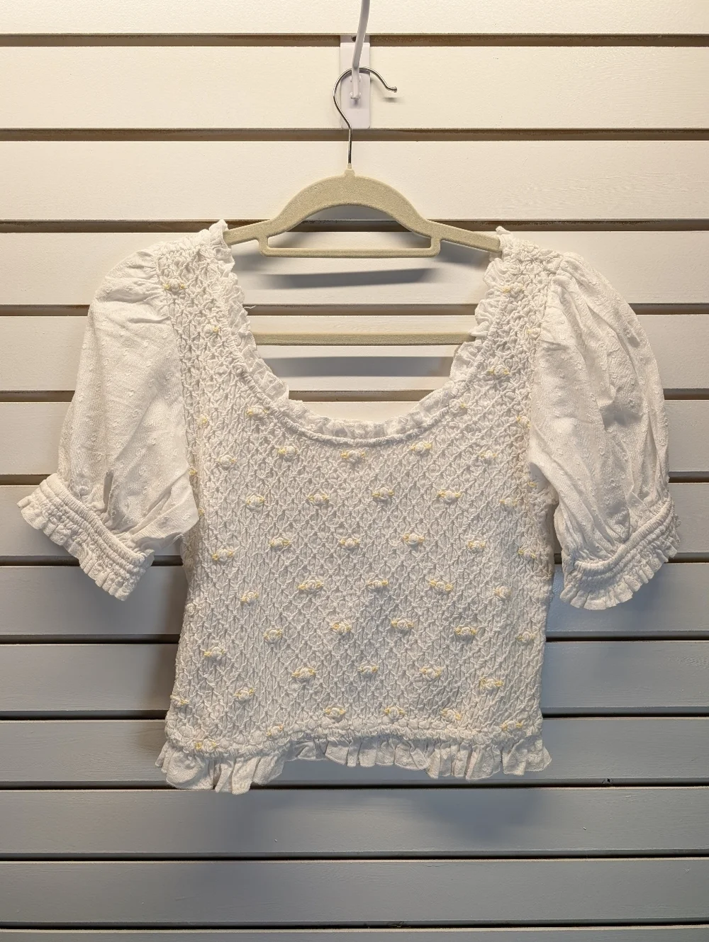 Free People Cecelia Puff Sleeve Smocked embroidered Rosette Cute Top M EUC